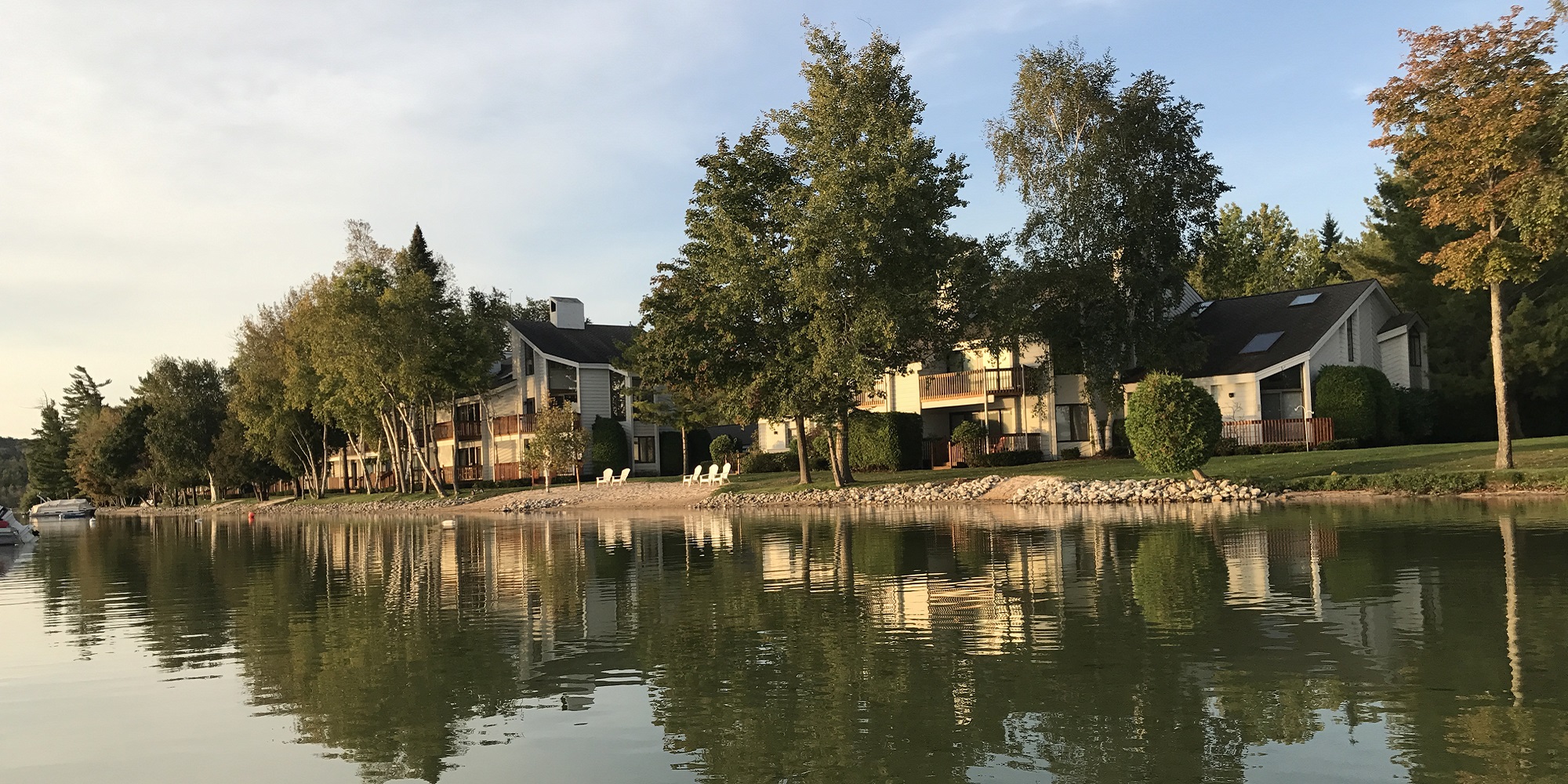 About Lakeside Club Petoskey